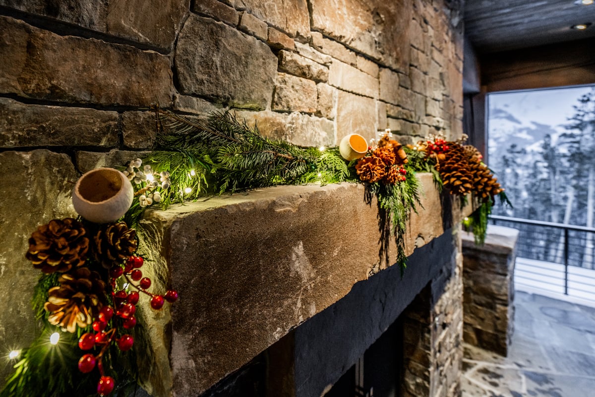 The Ultimate Guide to Holiday Décor: Transforming Montana Homes into Winter Wonderlands